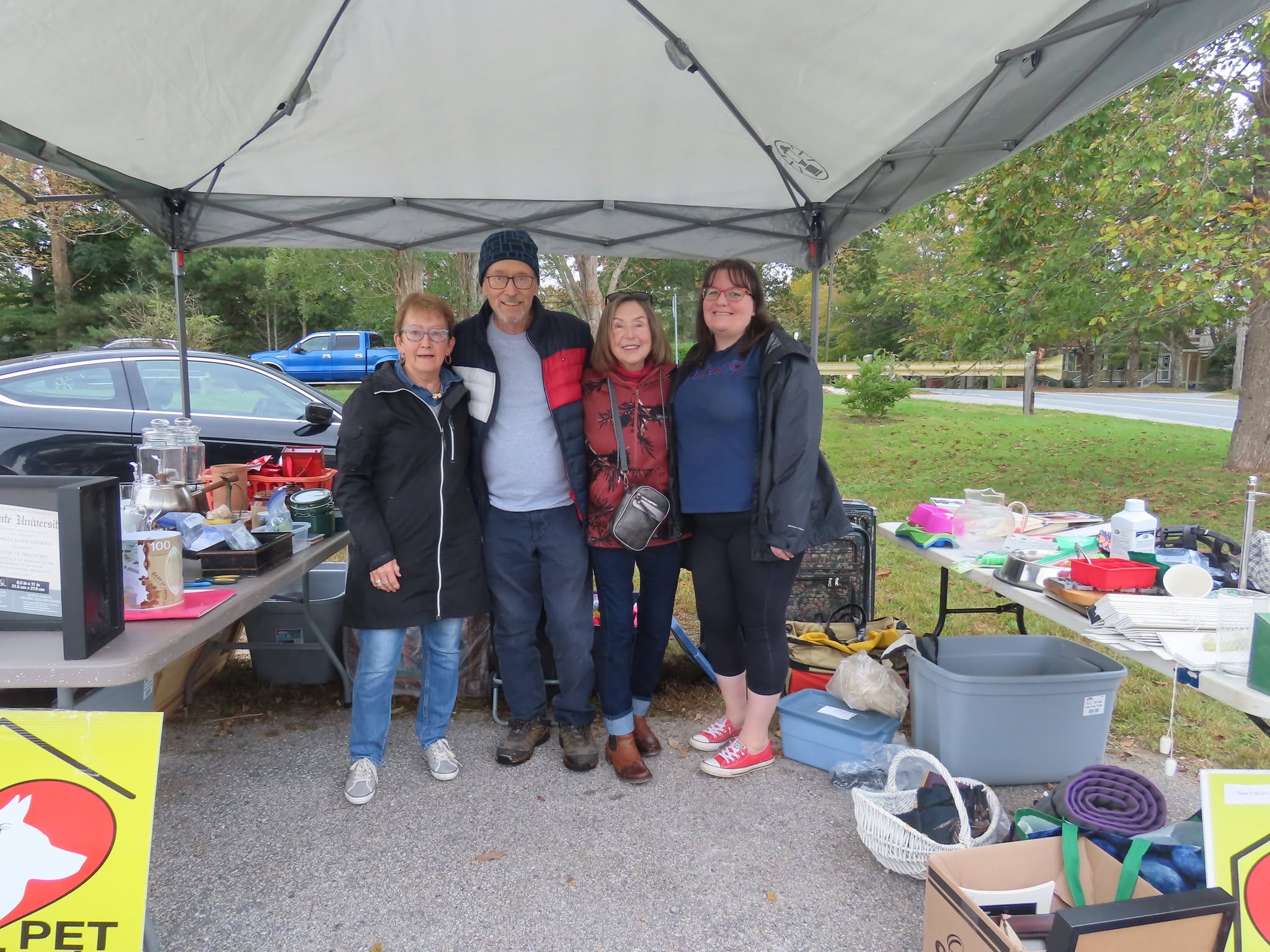 Pet Projects volunteers helping animals in Shelburne County